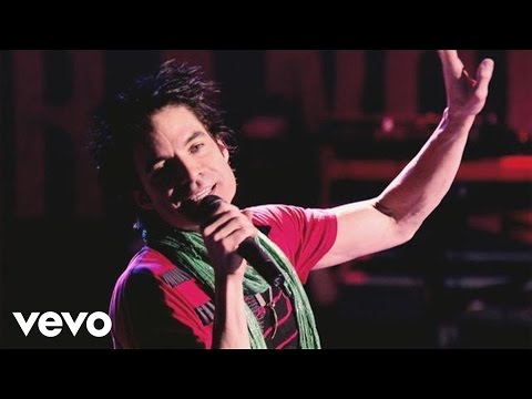 Train - Shake Up Christmas (Official Video)